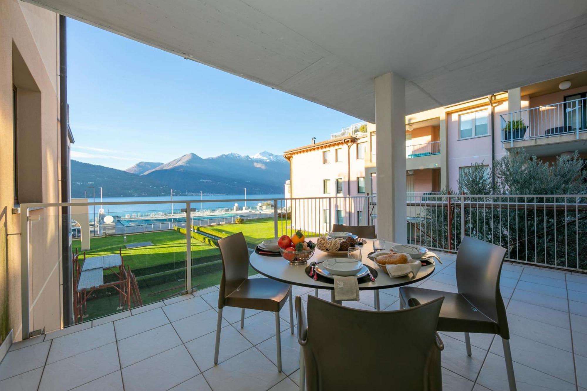 Vista Di Maccagno Fantastico Pool - Happy Rentals Exteriér fotografie
